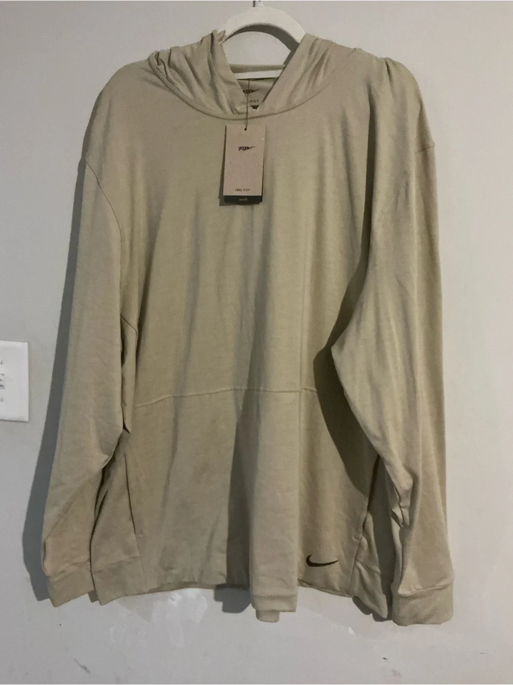 Nike Men’s Light Beige Hooded Sweatshirt